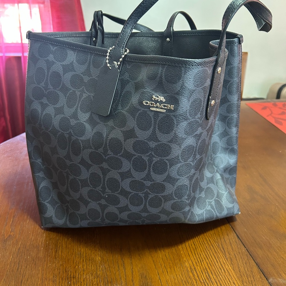Coach Navy Blue Signature Tote